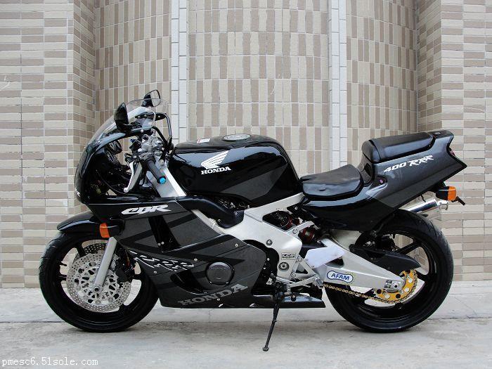 本田cbr400公路赛
